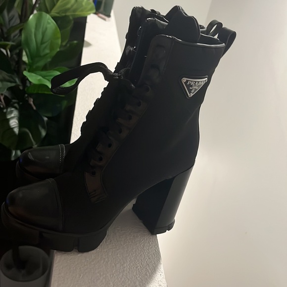 COPY - Black new Prada boots/heels - Picture 6 of 9